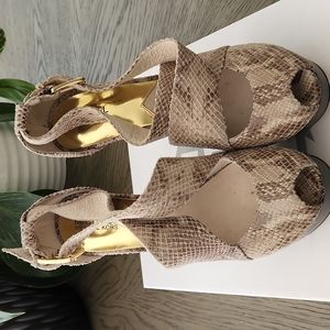 Snake print peep toe shoes